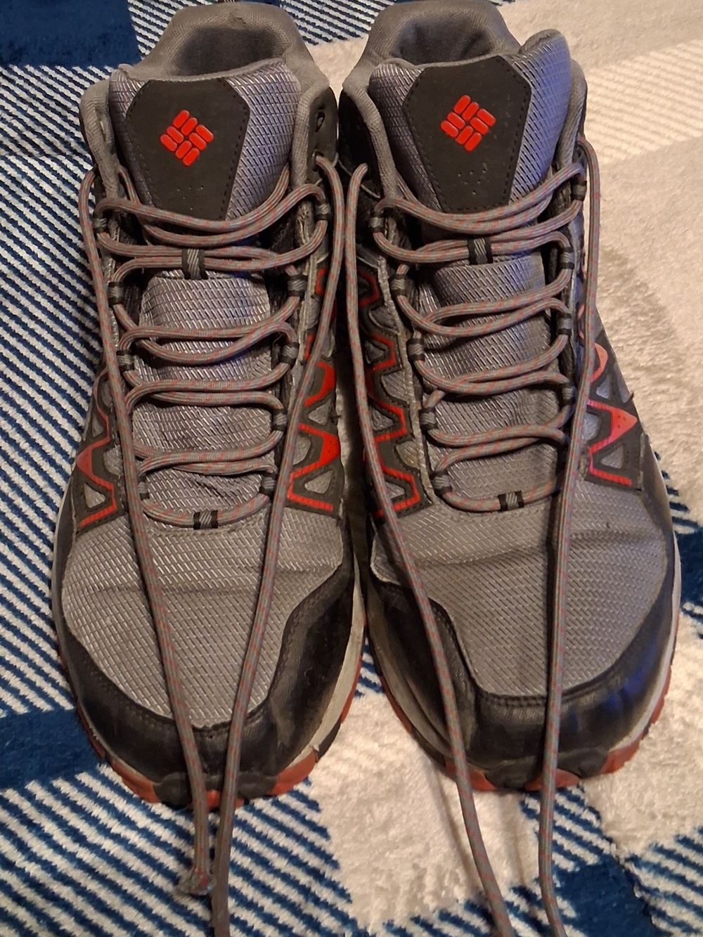 Columbia Men's Gray Trail Running Shoes with Red Accents